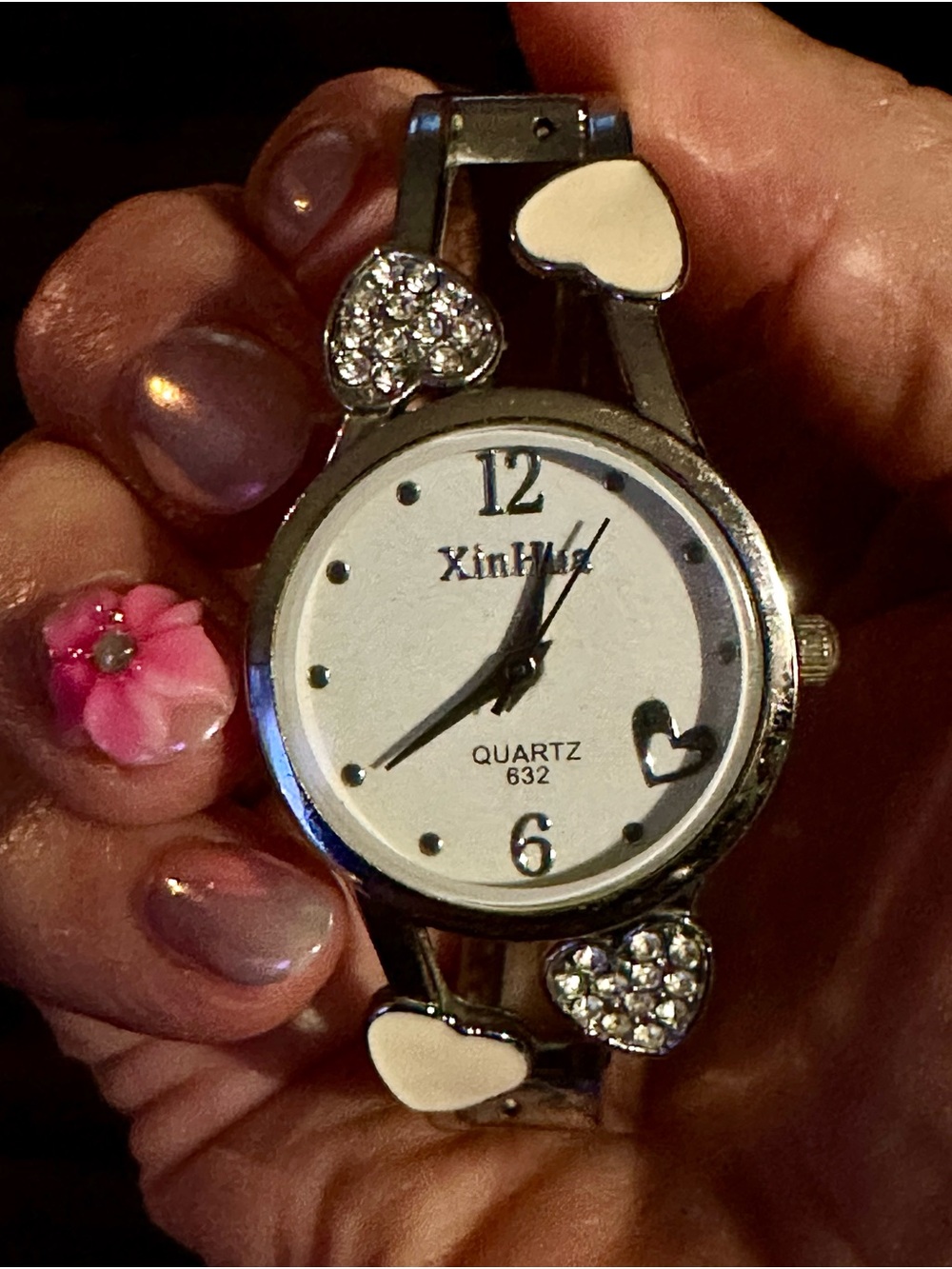 Women's Silver Tone Heart Accent Quartz Watch - White Dial